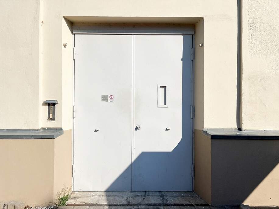 Außenzugang Lastenaufzug