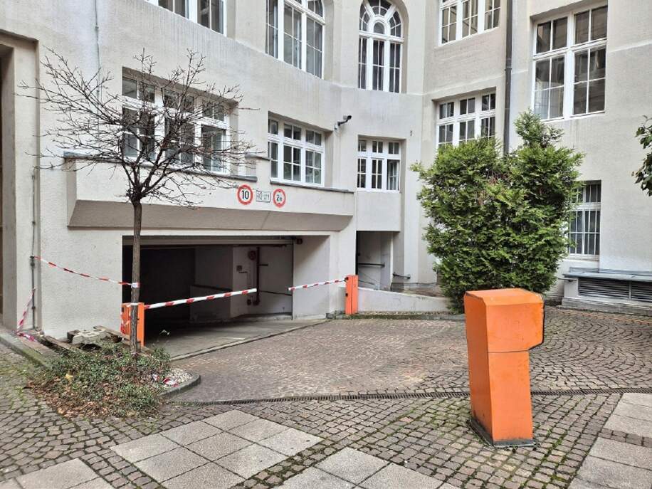 Zufahrt Tiefgarage