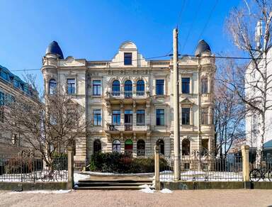 Repräsentative Stadtvilla | Bürofläche in Dresden Neustadt zur Miete!