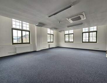 Ca. 350 m² Bürofläche in Dippoldiswalde zur Miete | ab sofort verfügbar