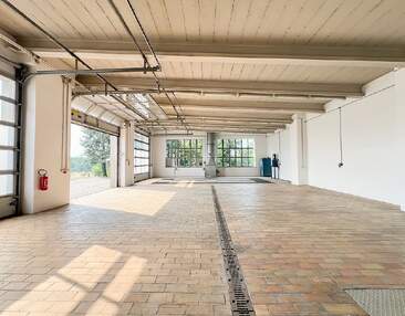 Dresden Weixdorf | Ca. 330 m² Hallenfläche nahe der A4 zur Miete | ab sofort
