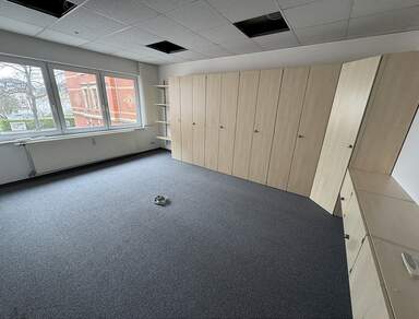 Rund 83 m² Büro oder Praxisfläche in Dresden Löbtau zur Miete