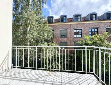 +2 Balkone, 2 Zimmer – Ihr neues Zuhause am Waldschlösschen+
