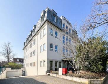 Immobilienpaket | 3 Büros + 8 TG -SP + 1 Außenstellplatz  in Dresden Tolkewitz zum Kauf