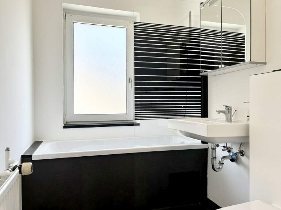 Tageslichtbad - Immobilienmakler Dresden, Chemnitz, Leipzig