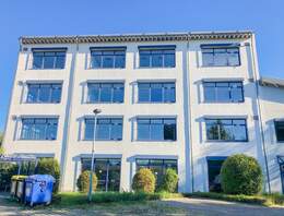 Bürohaus mit ca. 2.300 m² Nutzfläche im Gewerbegebiet Sonnenstein zur Miete