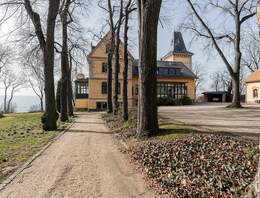 Erstklassige Lage in Radebeul | Exklusive ca. 360 m² in den Weinbergen mit bester  Aussicht