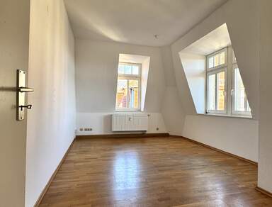 ++ Großzügige Familienwohnung in sehr guter Lage der Dresdner Neustadt zum mieten! ++