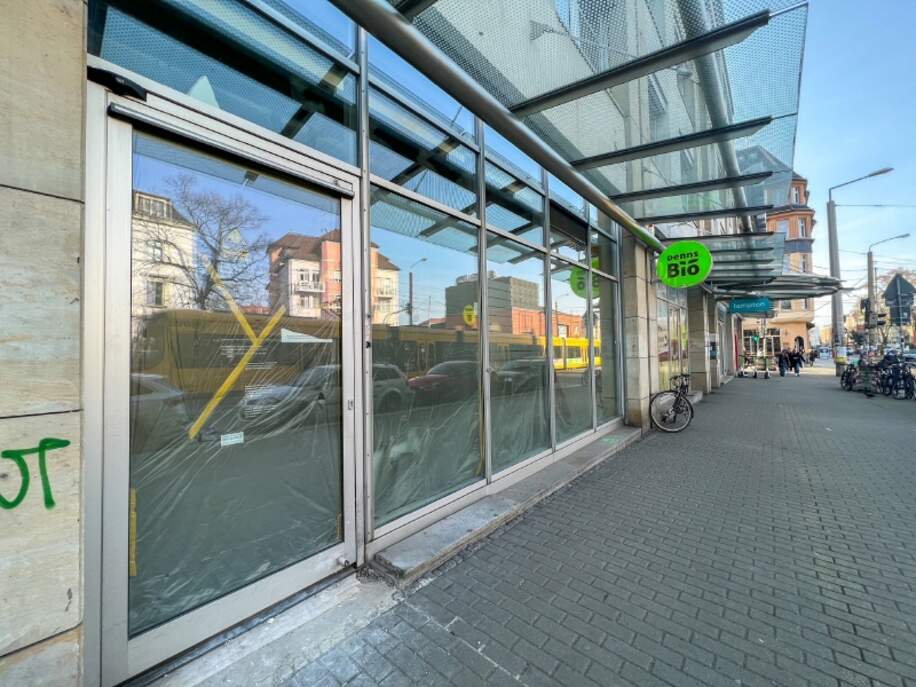 Schaufensterfront Erdgeschoss