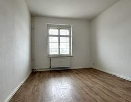 Attraktive, gepflegte 2-Zimmer-Wohnung in Bestlage – direkt am Dresdner Bahnhof mieten!