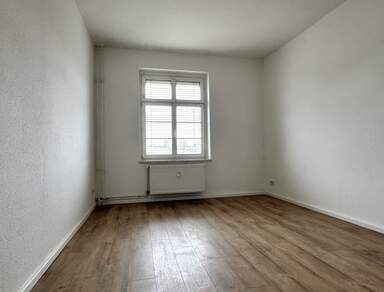 Attraktive, gepflegte 2-Zimmer-Wohnung in Bestlage – direkt am Dresdner Bahnhof mieten!