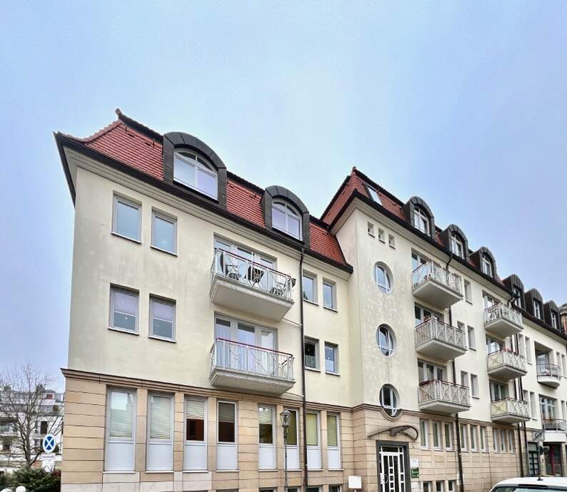 Straßenansicht
