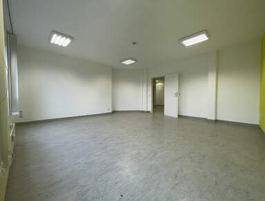 Markranstädt | ca. 211 m² Bürofläche/Praxis ab sofort zur Miete