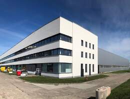 Büroloft mit Ausblick ++ 400 m² Büro im Dresdner Osten zur Miete