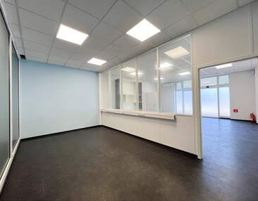 Dresdner Norden | Rund 780 m² individuelle Gewerbefläche in Radeberger Vorstadt zur Miete