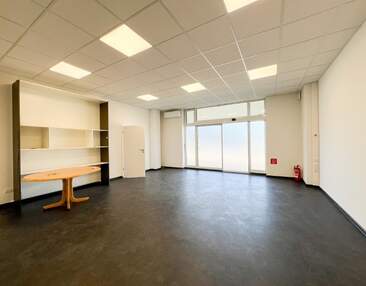 Dresdner Norden | Rund 780 m² individuelle Gewerbefläche in Radeberger Vorstadt zur Miete