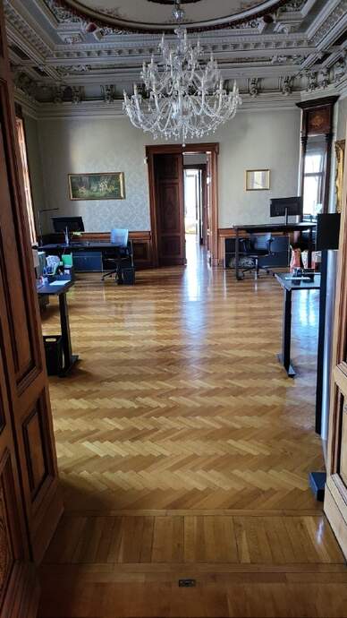 Büro 1