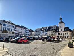 Glauchau | Direkt am Marktplatz | Vielseitig nutzbare Gewerbefläche mit ca. 265 m² zur Miete