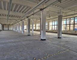 Top Anbindung | ca. 1.000 m² Lager mit Büro in Autobahnnähe in Dresden zur Miete