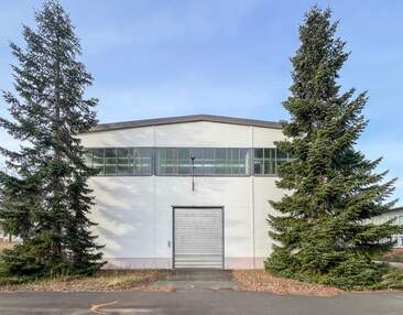 Gewerbeanwesen zum Kauf | 11.000 m² Nutzfläche | 70.000 m² Grundstück zur Erweiterung