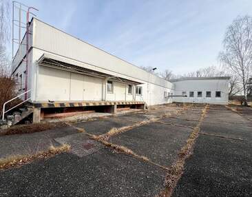 Rund 2.000 m² Gewerbefläche | Vielseitig nutzbar | mit Rampe und Rolltor