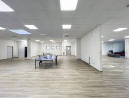 Büro mit ca. 532 m² zur Miete | PKW Stellplätze