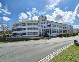 In Autobahnnähe | 733 m² Bürofläche in Kesselsdorf zur Miete - Immobilienmakler Dresden, Chemnitz, Leipzig