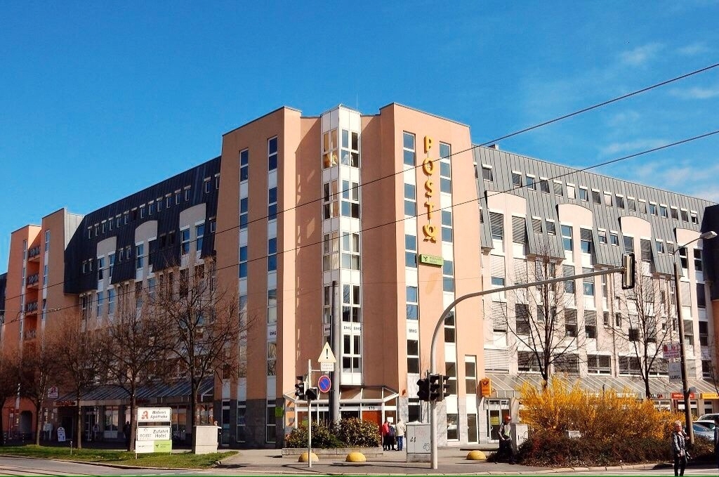 Büro mit Archiv im Zwickauer Norden an frequentierter Hauptstraße mieten